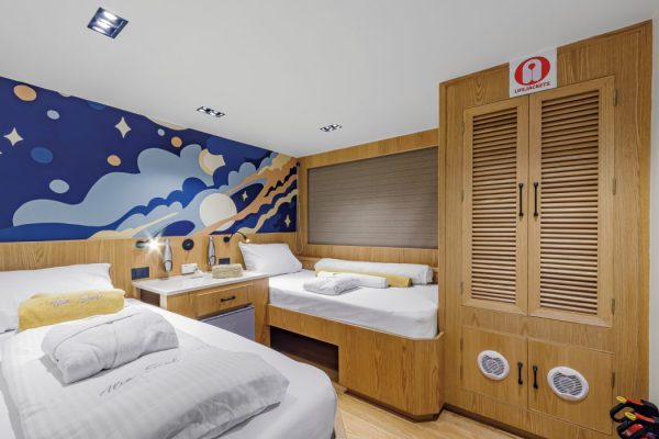 Cabin-5-Starlight-1280x700